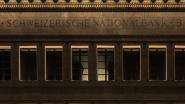 Schweizer Nationalbank in Zürich mit Weihnachtsbeleuchtung der Reflexion AG
