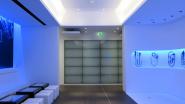 Gewinner SHOPBELEUCHTUNG: LICHT01 LIGHTING DESIGN (SHOWROOM OLYMPUS, HAMBURG) - Foto: Licht01 Lighting Design