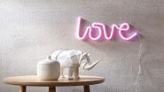 LED-Schriftzug Love bei lampenwelt.de